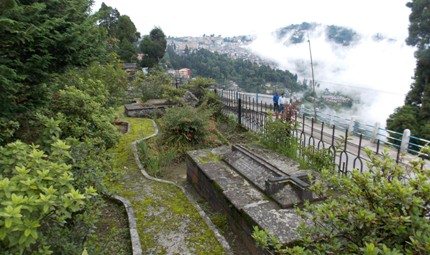 Darjeeling, old cemetery