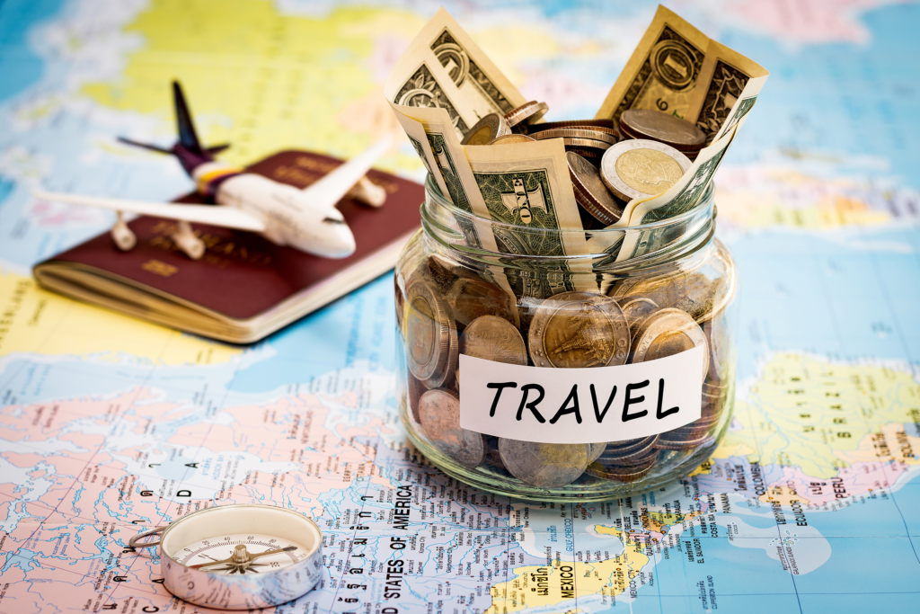 6 Effective and Genuine Ways to Save Money while Travelling 