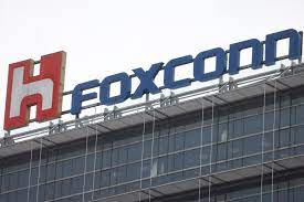 Apple has taken a significant hit! China has fully shut down Foxconn – here’s why.